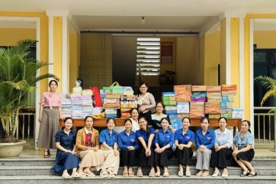 Quyên góp ủng hộ bà con vùng lũ lụt